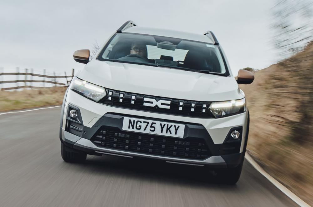 2026 Dacia Jogger front dynamic