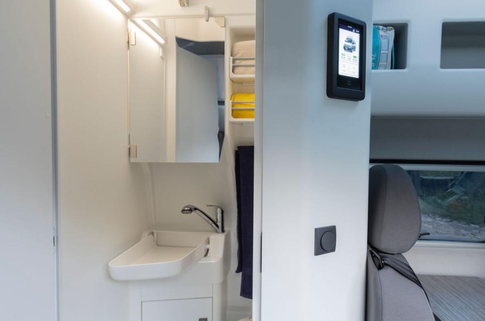 Volkswagen Grand California interior