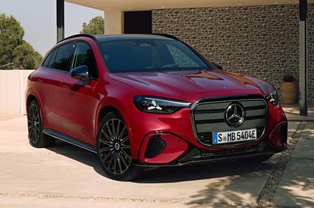 2026 Mercedes GLC Electric exterior still front