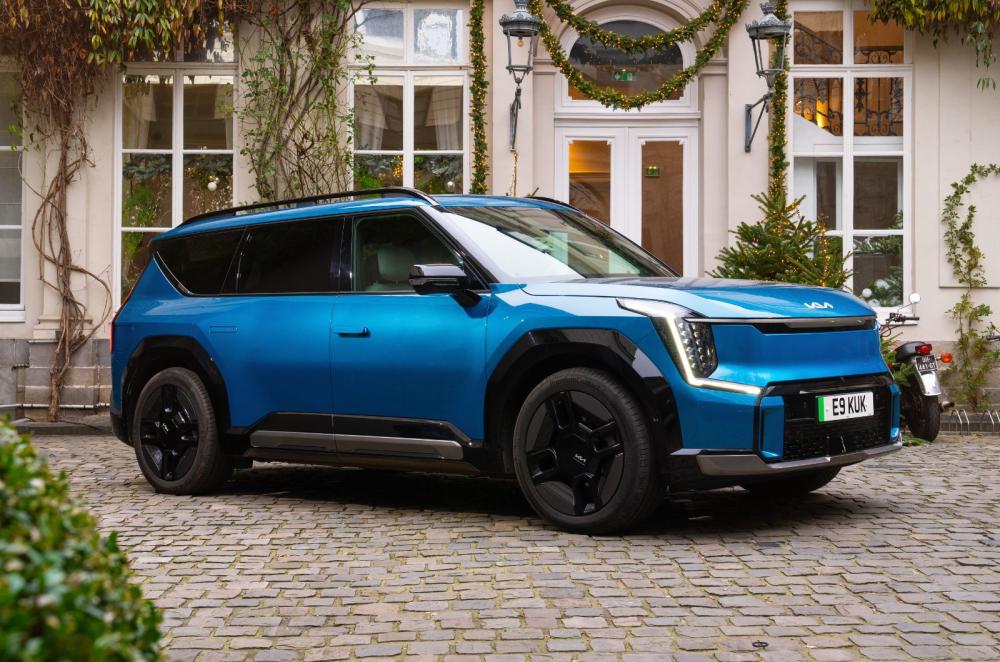 Kia EV9 front static