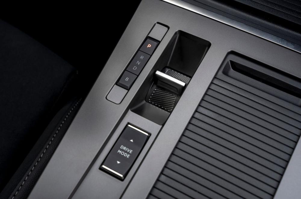 2026 Vauxhall Astra interior details