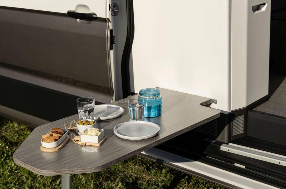 Volkswagen Grand California exterior table