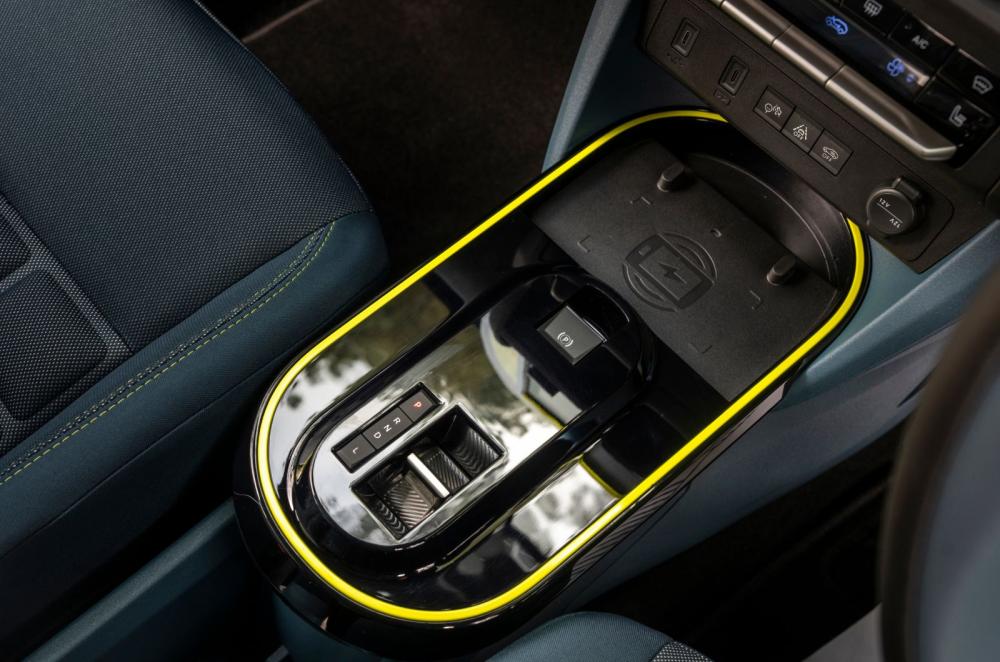 Fiat Grande Panda hybrid interior details