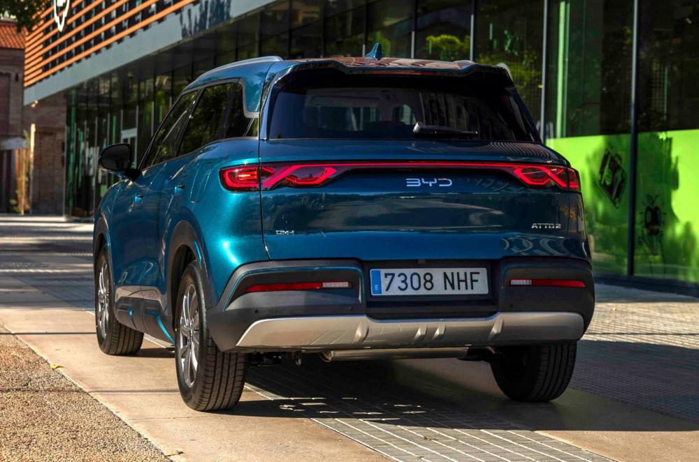 BYD Atto 2 DM-i PHEV exterior rear static