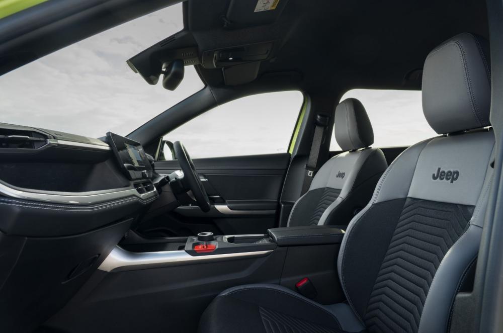 Jeep Compass interior