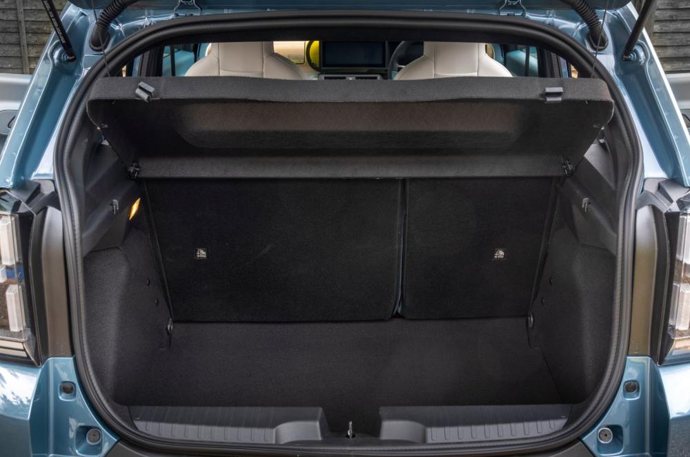 Fiat Grande Panda hybrid boot
