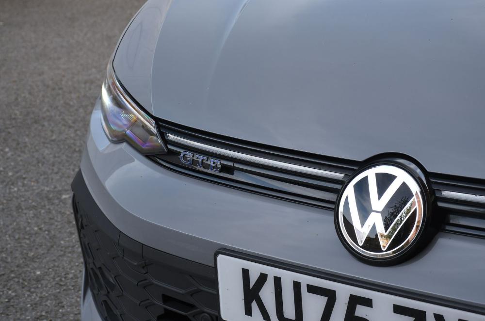 Golf GTE exterior details