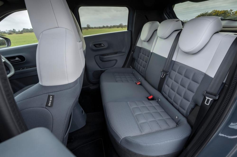 Fiat Grande Panda hybrid interior