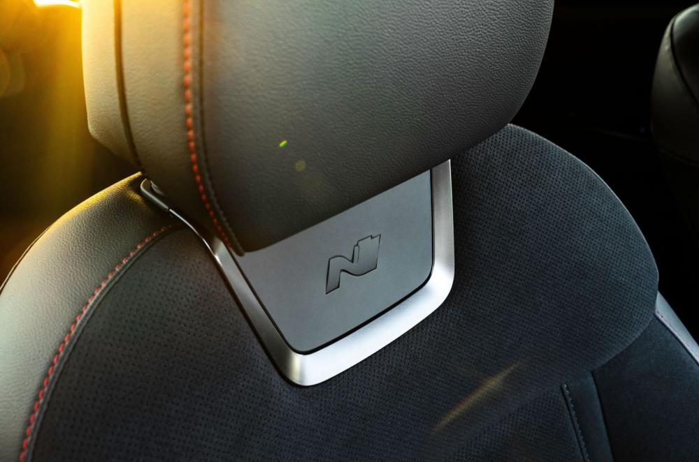 Hyundai Tucson interior details