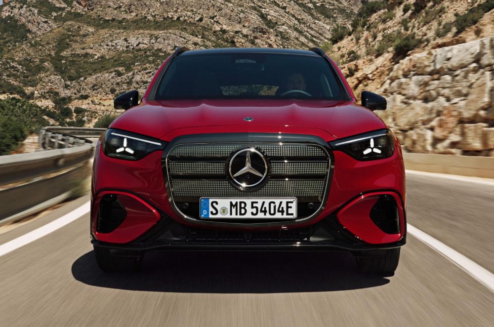 2026 Mercedes GLC Electric front dynamic