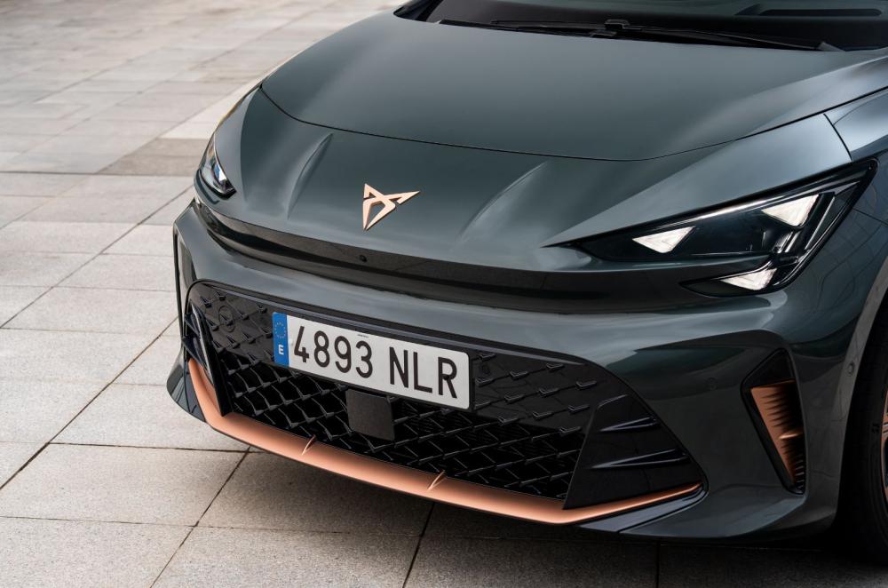 Cupra Born exterior details