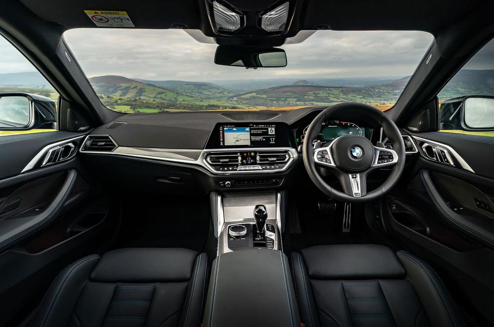 Used BMW 4 Series 2021-present interior