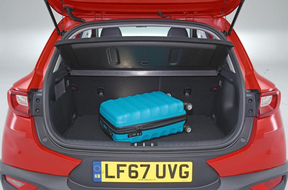 Used Kia Stonic 2017-present boot