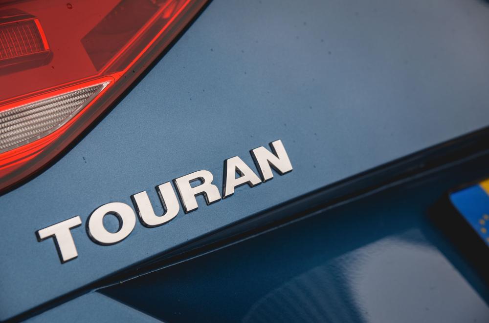 Used Volkswagen Touran 2015-present badge