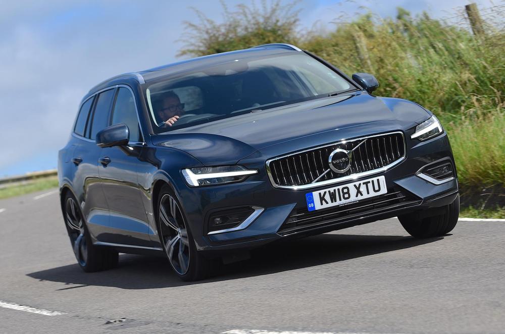 Used Volvo V60 2018-present front