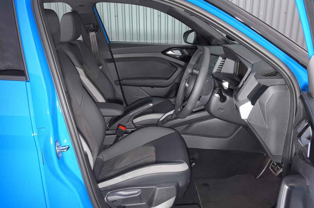 Used Audi A1 2018-present front seats