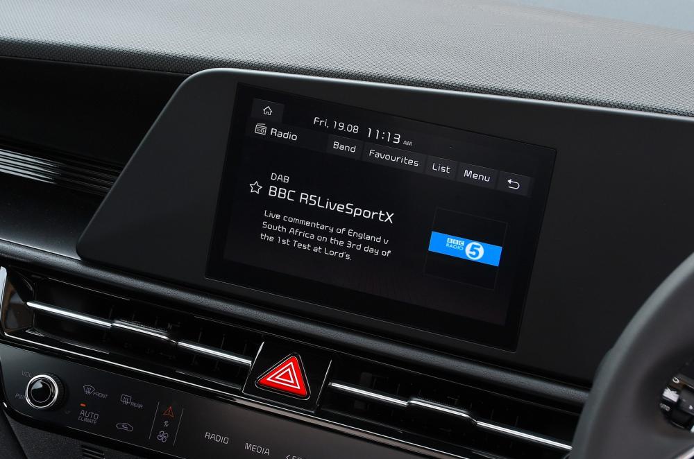 Used Kia Niro EV 2022-2026 touchscreen infotainment