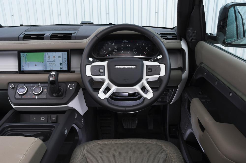 Used Land Rover Defender 2020-present interior dashboard