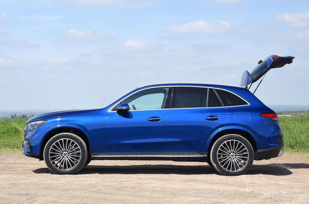 Used Mercedes GLC 2023-present boot open
