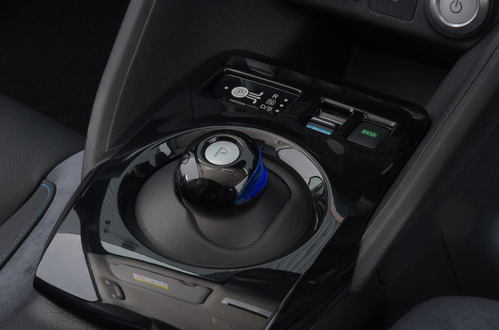 Used Nissan Leaf 2018-2024 gear selector