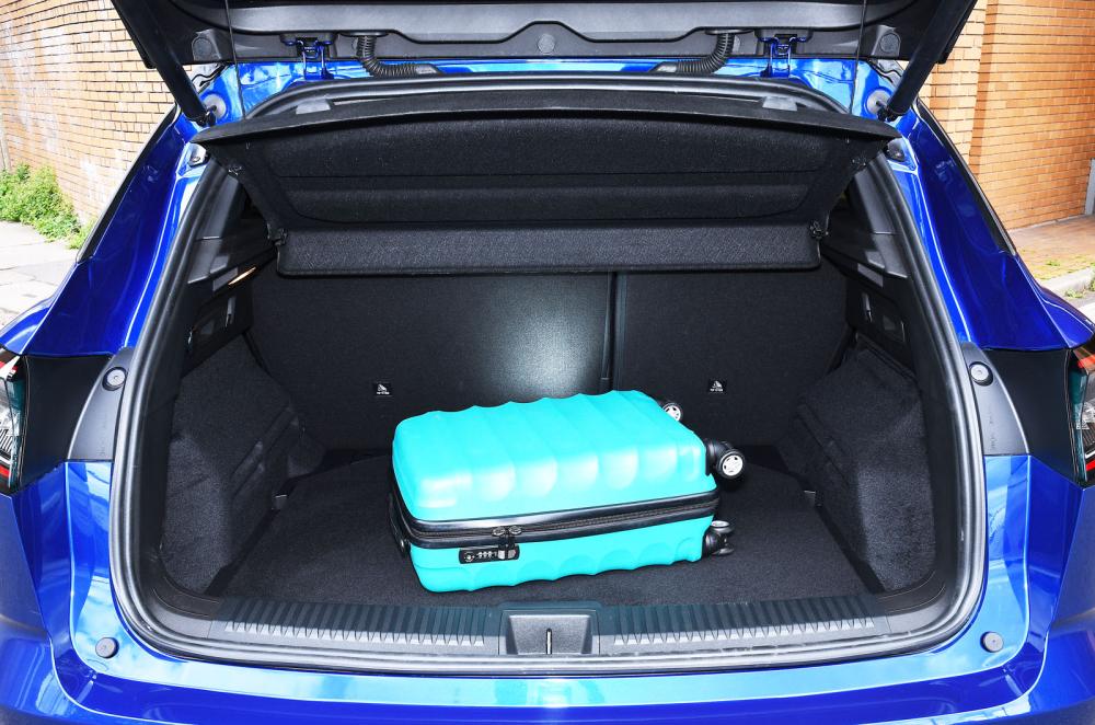 Used Renault Austral 2023-present boot