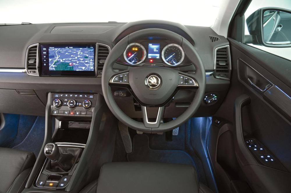 Used Skoda Karoq 2017-present interior dashboard