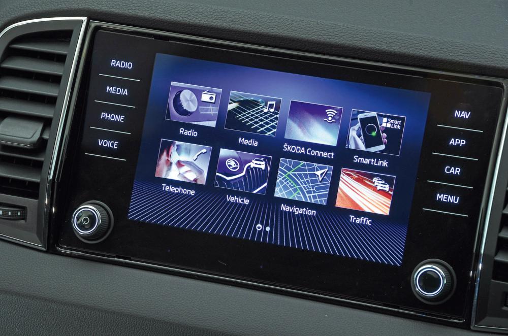 Used Skoda Karoq 2017-present infotainment