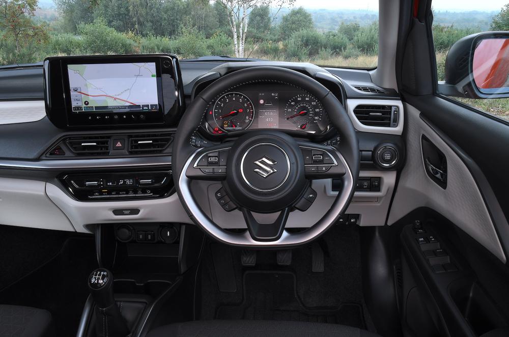 Used Suzuki Swift 2024-present interior dashboard