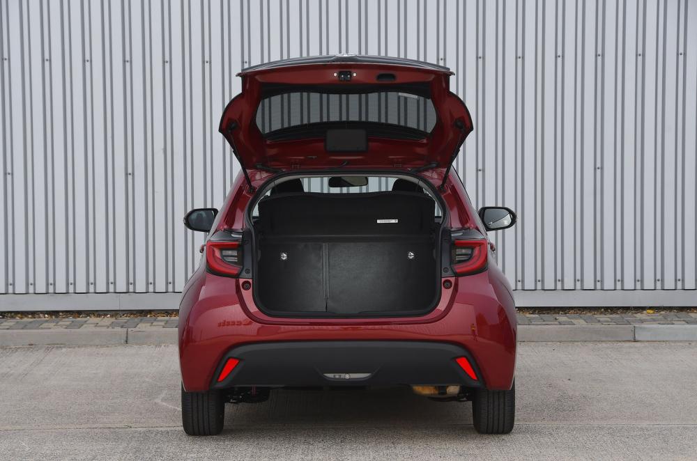 Used Toyota Yaris 2020-present boot opening