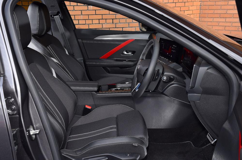 Used Vauxhall Astra 2022-present front seats