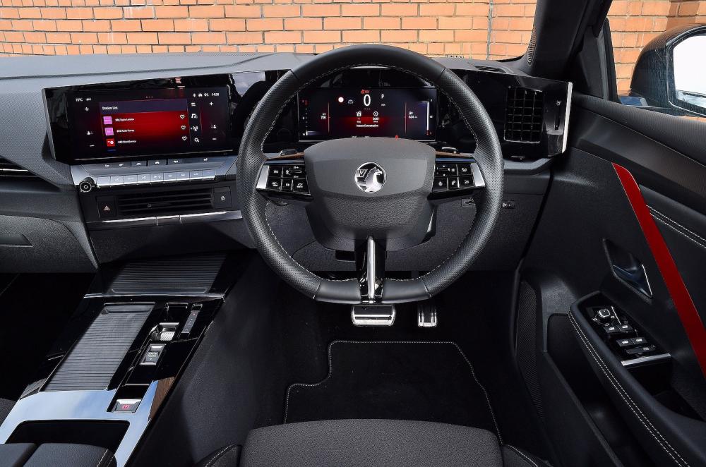 Used Vauxhall Astra 2022-present interior dashboard