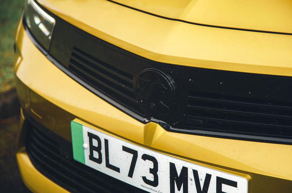 Vauxhall Astra Electric front detail