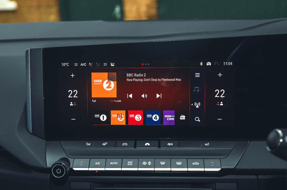 Vauxhall Astra Electric infotainment touchscreen