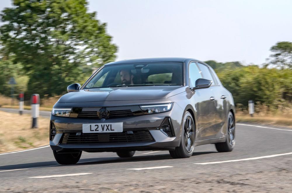 Vauxhall Astra front cornering