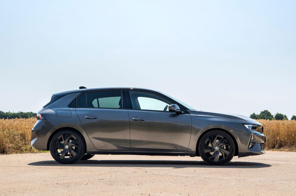 Vauxhall Astra right static