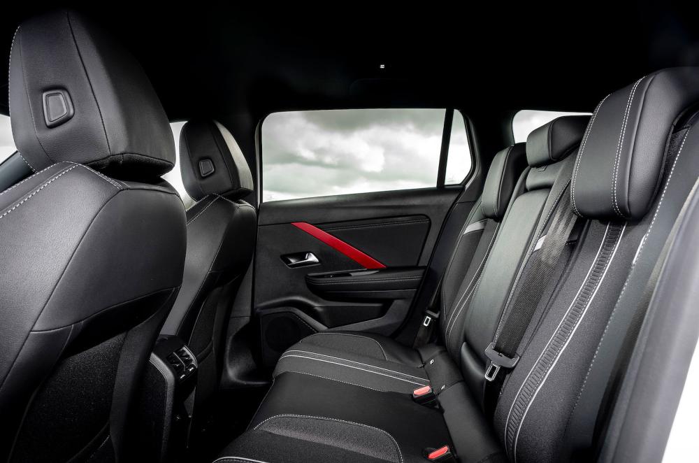 Vauxhall Astra Sports Tourer back seats