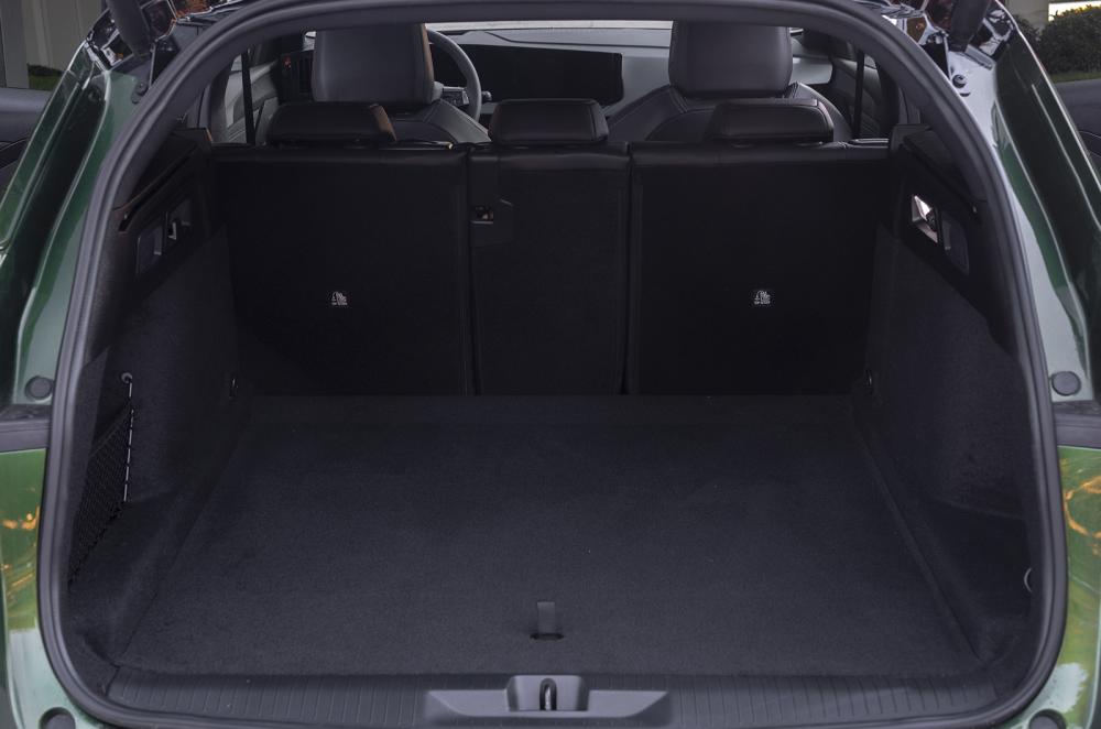 Vauxhall Astra Sports Tourer boot