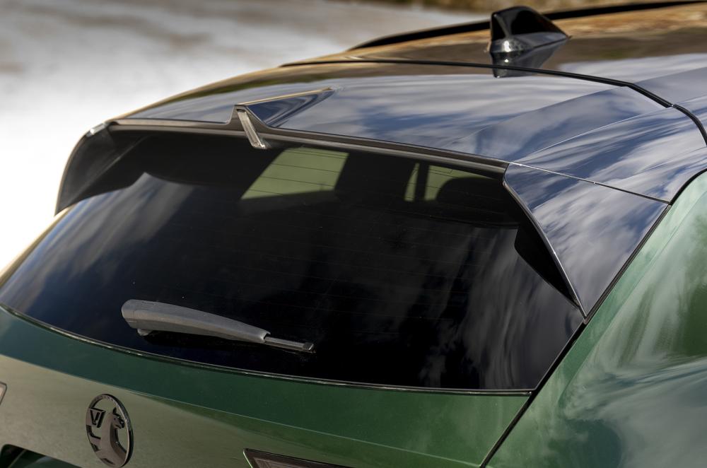 Vauxhall Astra Sports Tourer spoiler detail