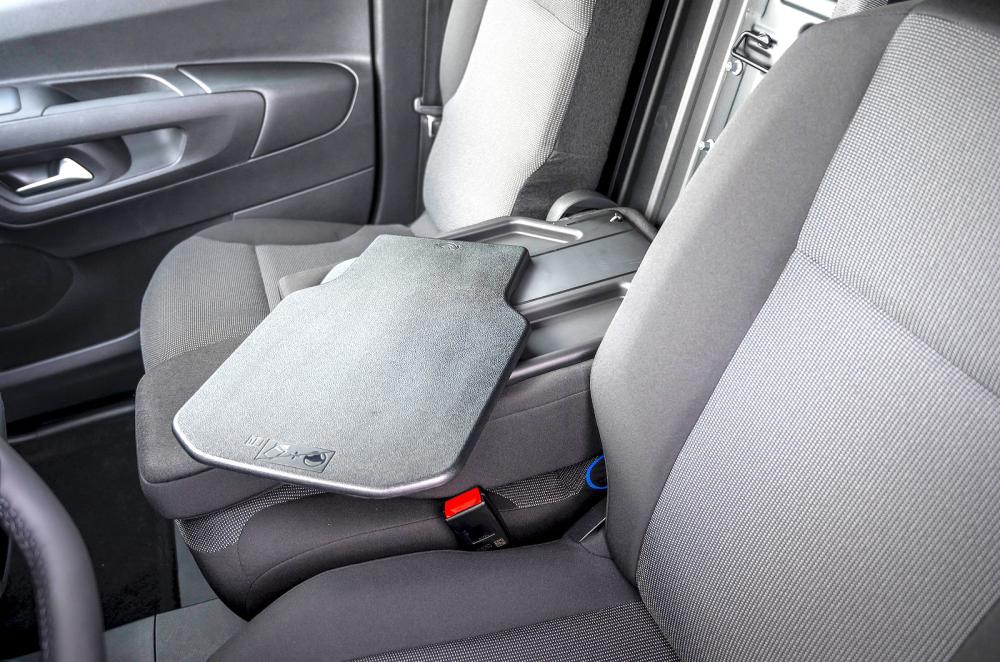 Vauxhall Combo Cargo XL armrest