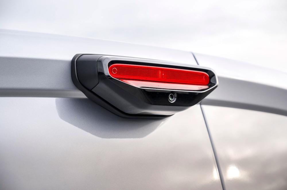 Vauxhall Combo Cargo XL rear light