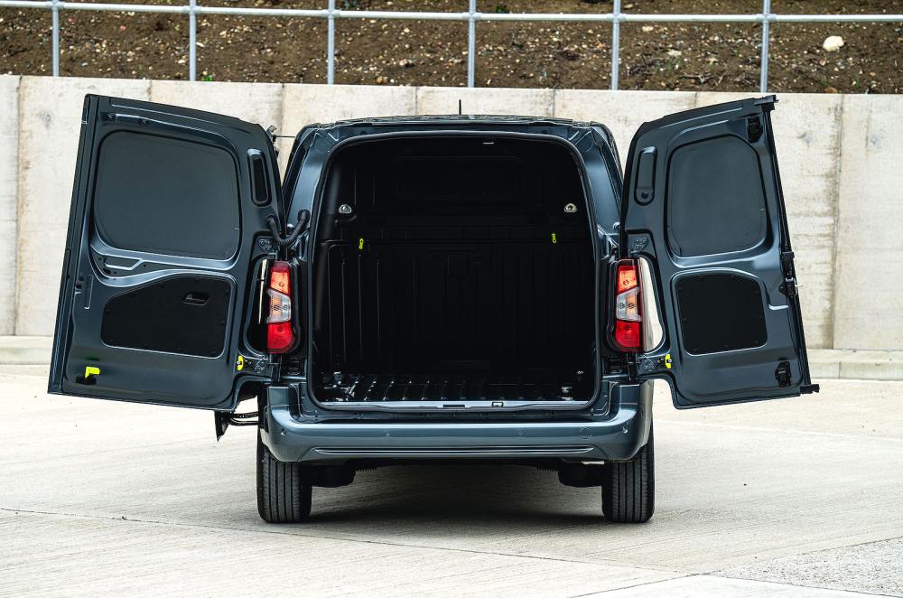 Vauxhall Combo Electric load bay