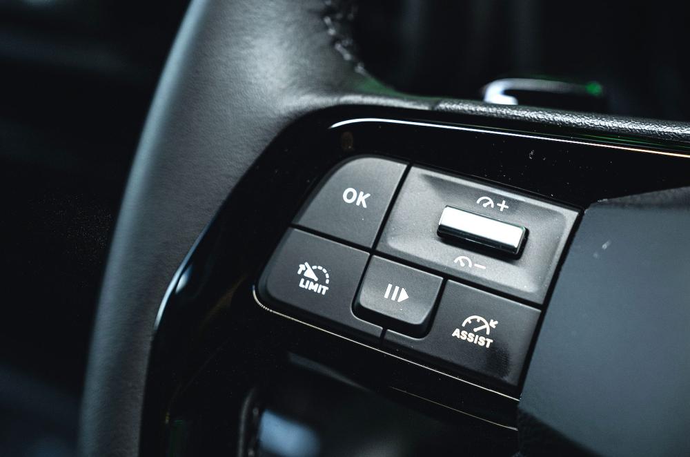 Vauxhall Combo Electric steering wheel detail