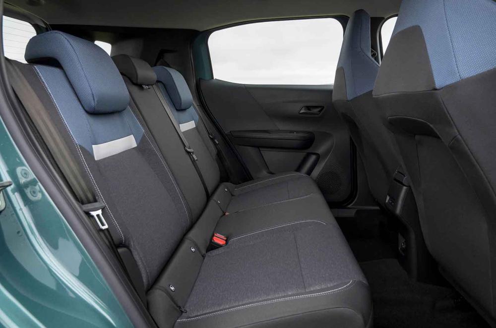 Vauxhall Frontera rear seats