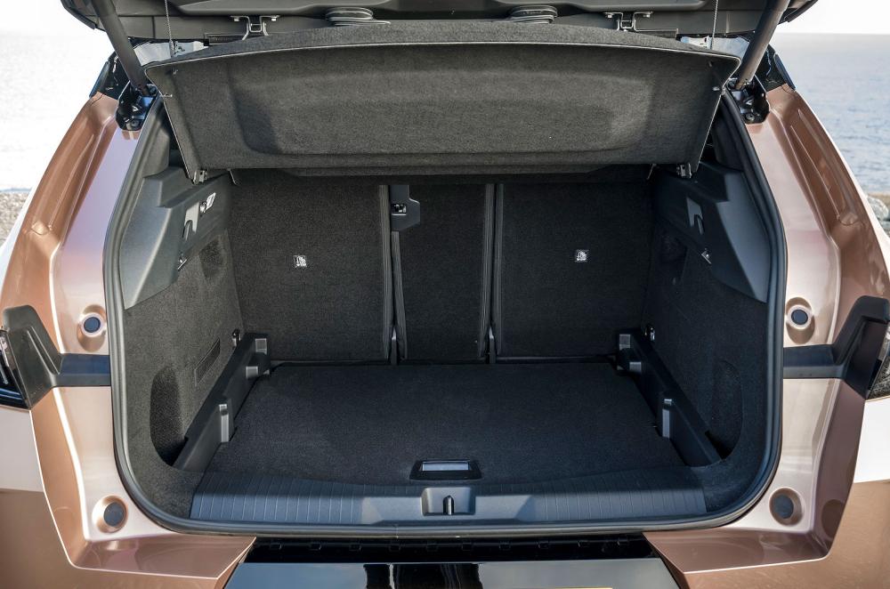 Vauxhall Grandland Electric boot