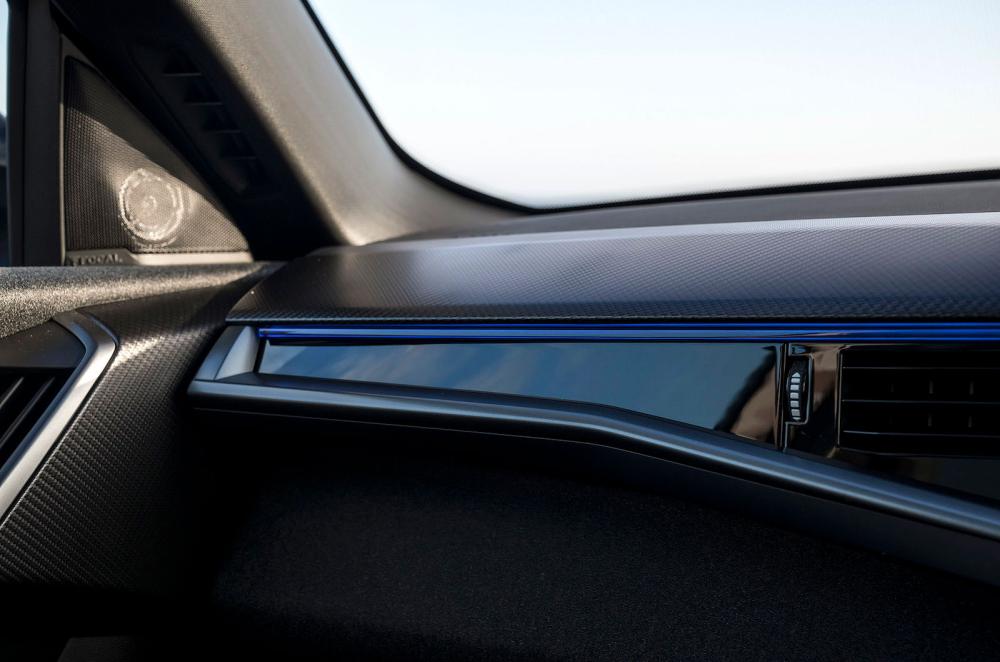 Vauxhall Grandland Electric dashboard detail