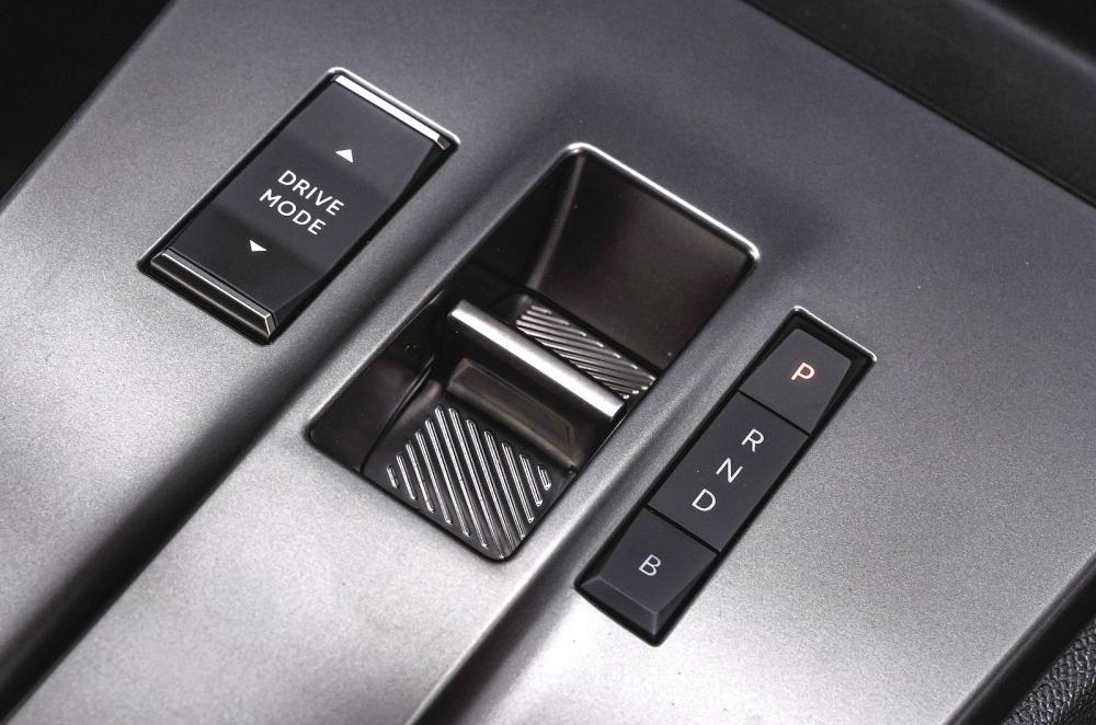 Vauxhall Mokka Electric gear selector