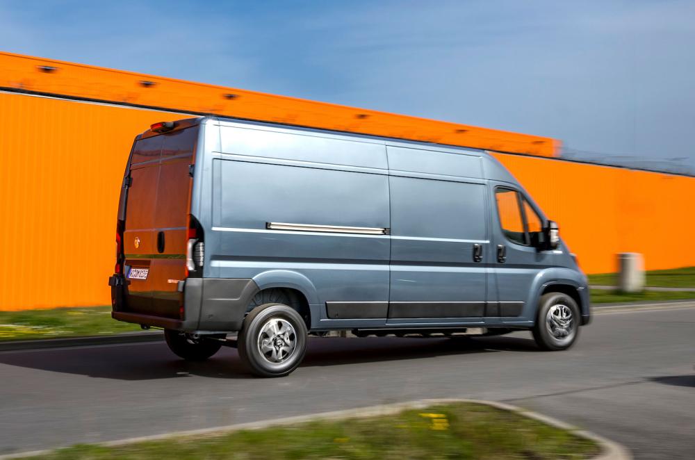 Vauxhall Movano right driving