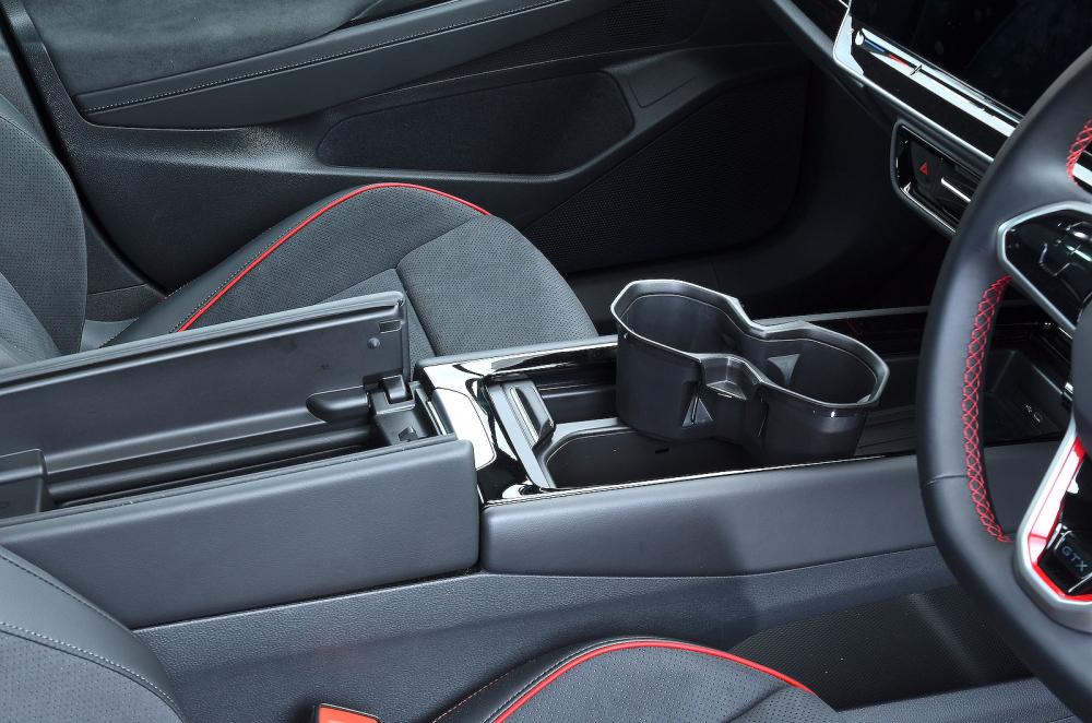 Volkswagen ID 7 Tourer interior detail