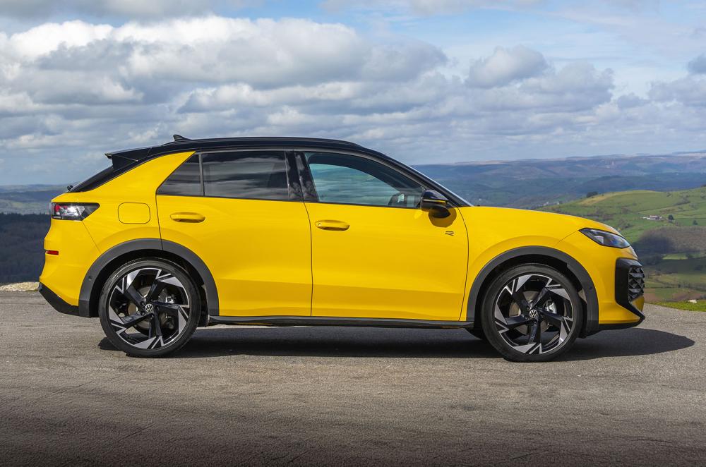 Volkswagen T-Roc static side