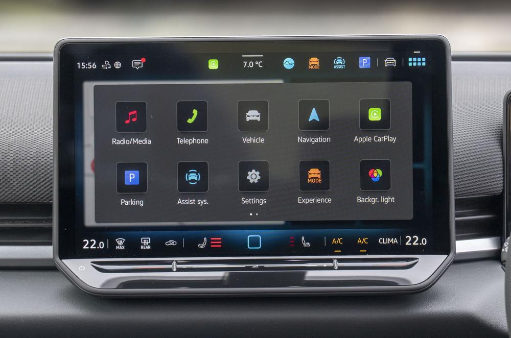 Volkswagen T-Roc touchscreen
